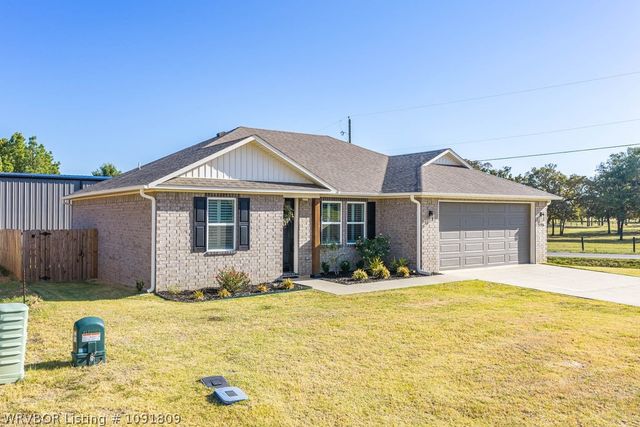 1215 Lavender Road, Bonanza, AR 72916