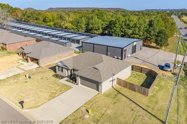 1215 Lavender Road, Bonanza, AR 72916