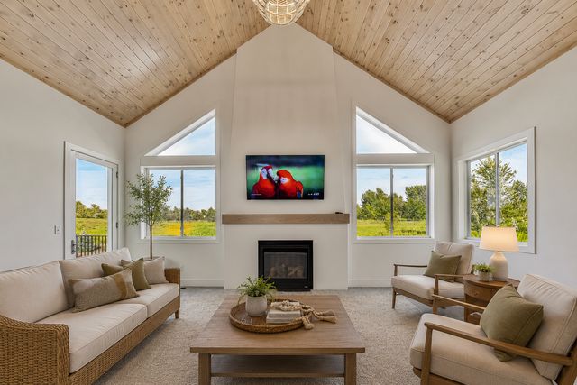 7767 Prairie Grass Pass, Prior Lake, MN 55372