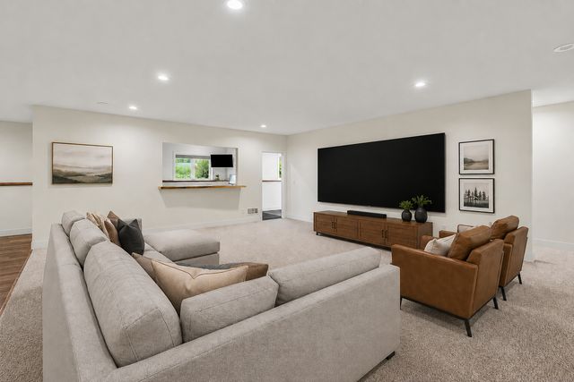 7767 Prairie Grass Pass, Prior Lake, MN 55372