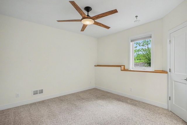 7767 Prairie Grass Pass, Prior Lake, MN 55372