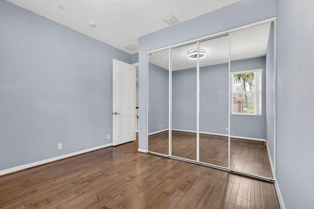 145 Nottingham Place, Boynton Beach, FL 33426