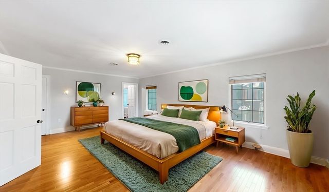 79 Woodchester Dr, Newton, MA 02467