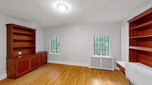 79 Woodchester Dr, Newton, MA 02467