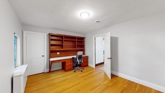 79 Woodchester Dr, Newton, MA 02467