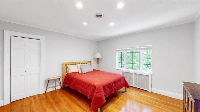 79 Woodchester Dr, Newton, MA 02467