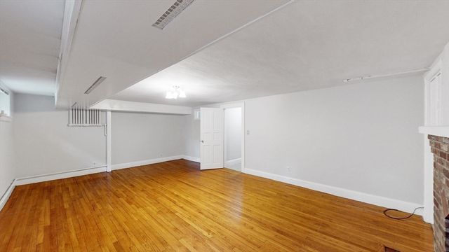 79 Woodchester Dr, Newton, MA 02467