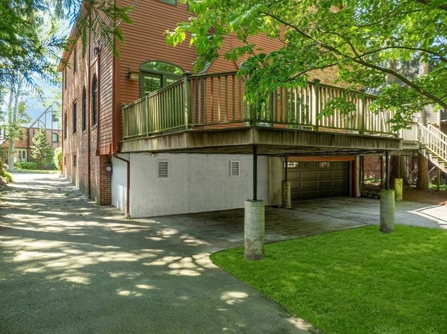 79 Woodchester Dr, Newton, MA 02467