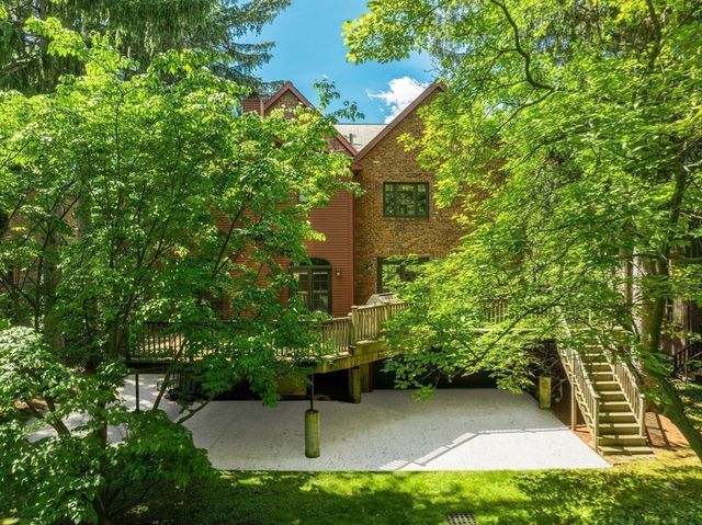 79 Woodchester Dr, Newton, MA 02467