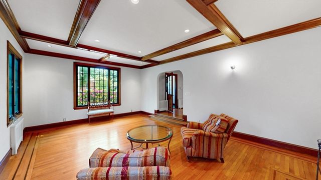 79 Woodchester Dr, Newton, MA 02467