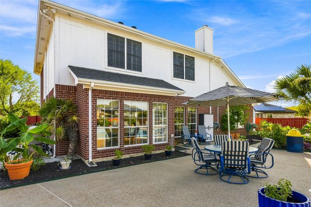 6001 Prairie Wood Court, Arlington, TX 76018