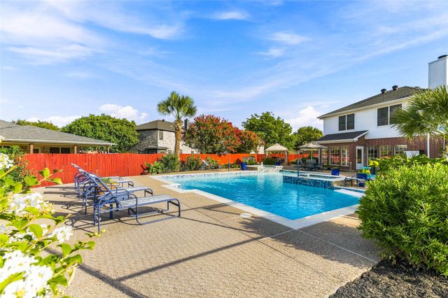 6001 Prairie Wood Court, Arlington, TX 76018