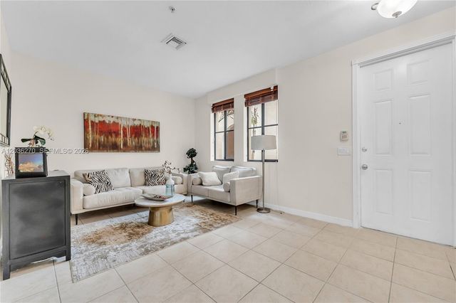 2925 NW 126th Avenue 3061, Sunrise, FL 33323