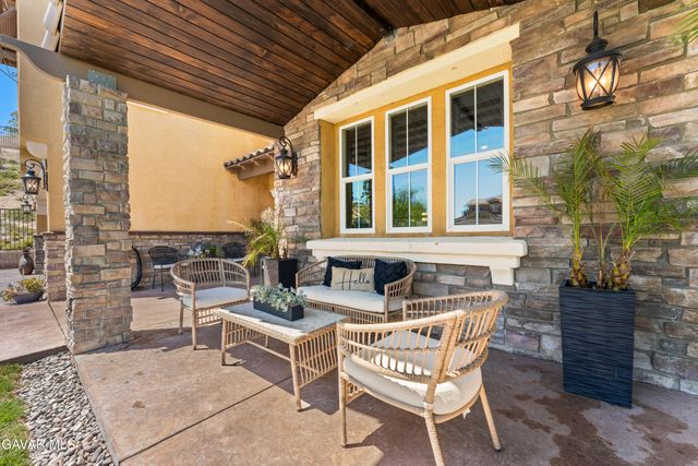 38553 Lion Way, Palmdale, CA 93551