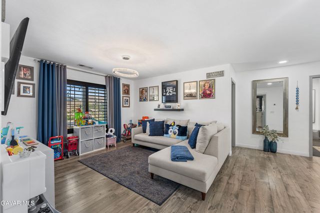 38553 Lion Way, Palmdale, CA 93551