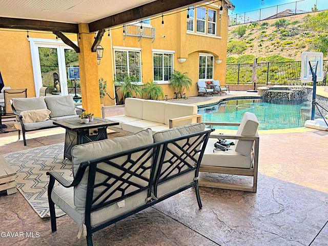 38553 Lion Way, Palmdale, CA 93551