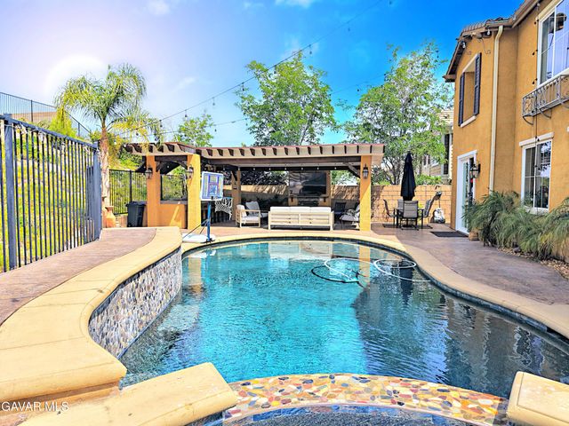 38553 Lion Way, Palmdale, CA 93551