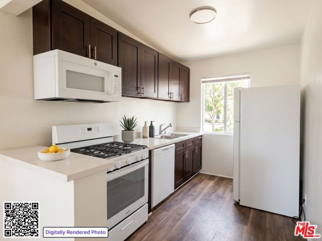 1133 W 36th Place 7, Los Angeles, CA 90007