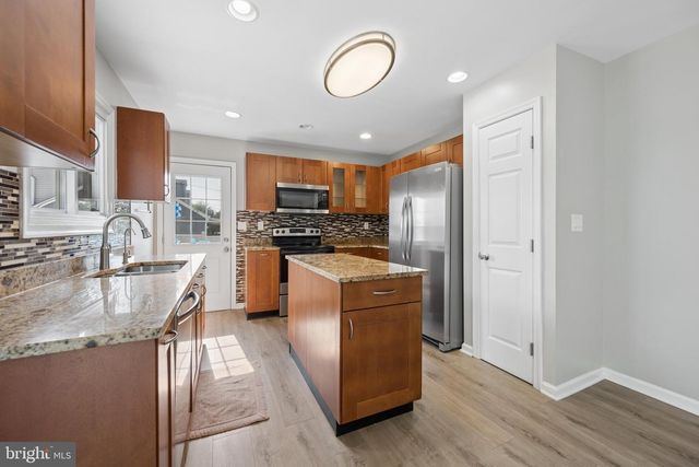 5941 BARTONSVILLE RD, Frederick, MD 21704