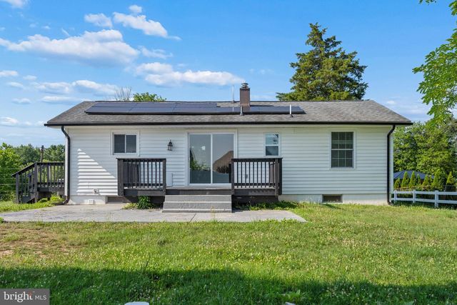 5941 BARTONSVILLE RD, Frederick, MD 21704