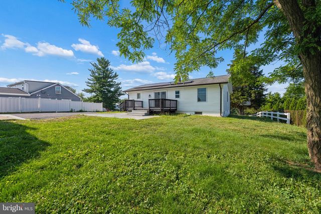 5941 BARTONSVILLE RD, Frederick, MD 21704