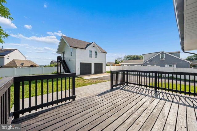5941 BARTONSVILLE RD, Frederick, MD 21704