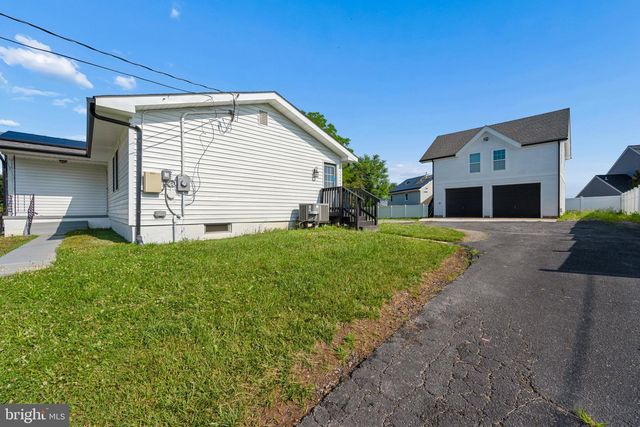 5941 BARTONSVILLE RD, Frederick, MD 21704