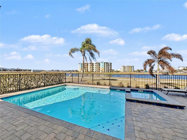 3052 PARROT HEAD PLACE, Kissimmee, FL 34747