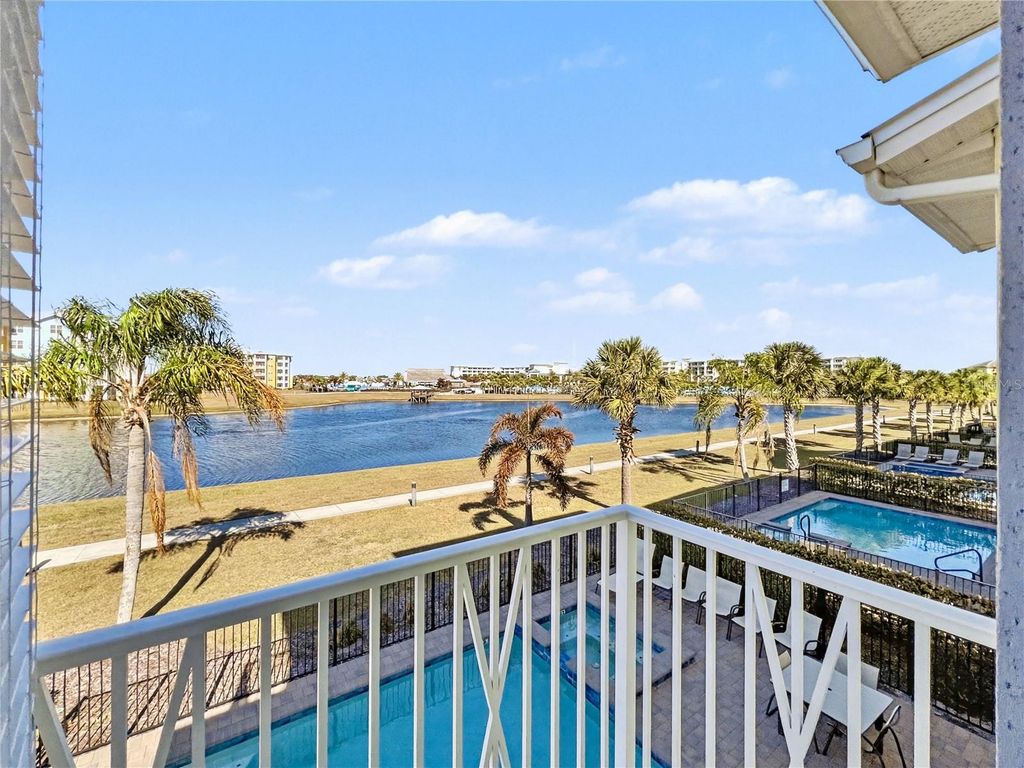 3052 PARROT HEAD PLACE, Kissimmee, FL 34747