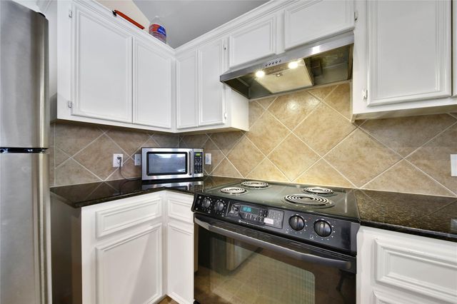 4408 Eigel Street, Houston, TX 77007