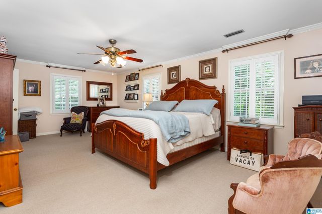 6 LANIER PLACE, Anniston, AL 36207