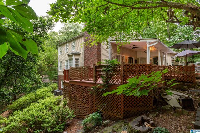 6 LANIER PLACE, Anniston, AL 36207