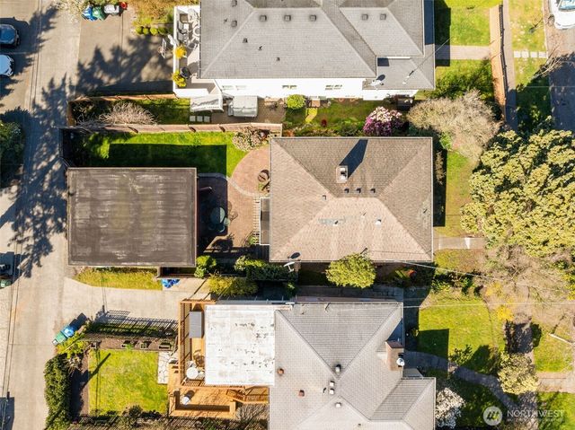 4333 32nd Avenue W, Seattle, WA 98199