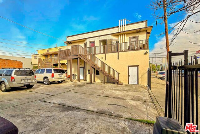 2972 W Pico Boulevard, Los Angeles, CA 90006