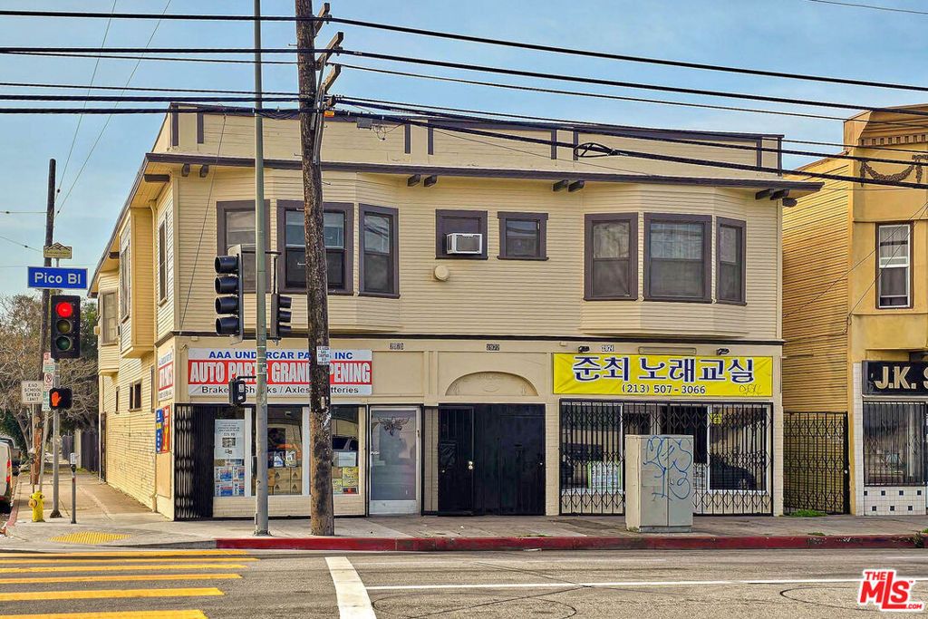 2972 W Pico Boulevard, Los Angeles, CA 90006