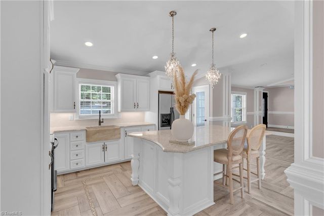 1900 Avis Drive, Greensboro, NC 27406