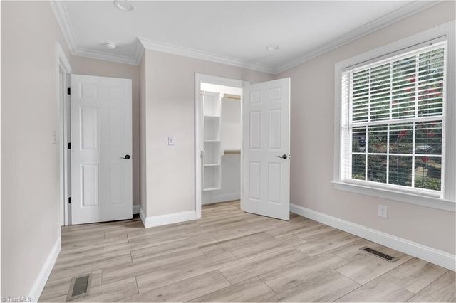 1900 Avis Drive, Greensboro, NC 27406