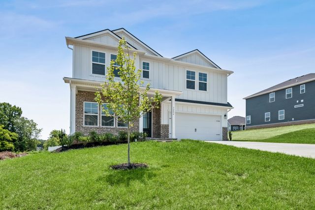 3204 Gravity Dr, Columbia, TN 38401