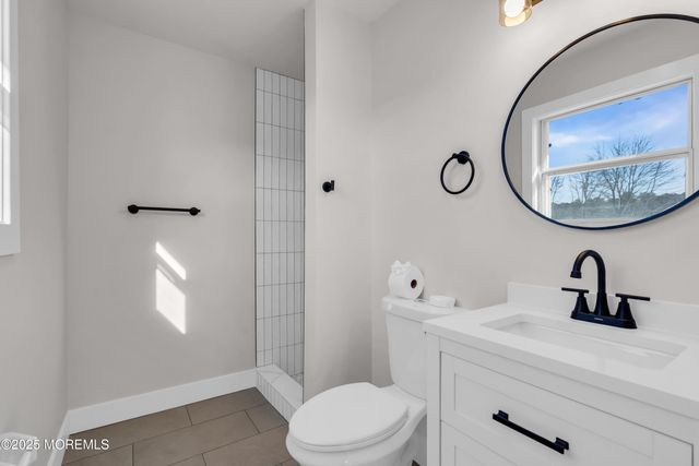 9 Gramercy Court, Toms River, NJ 08757