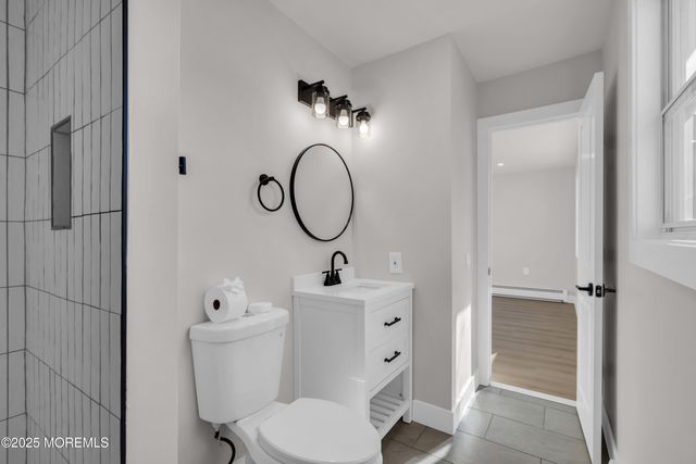 9 Gramercy Court, Toms River, NJ 08757