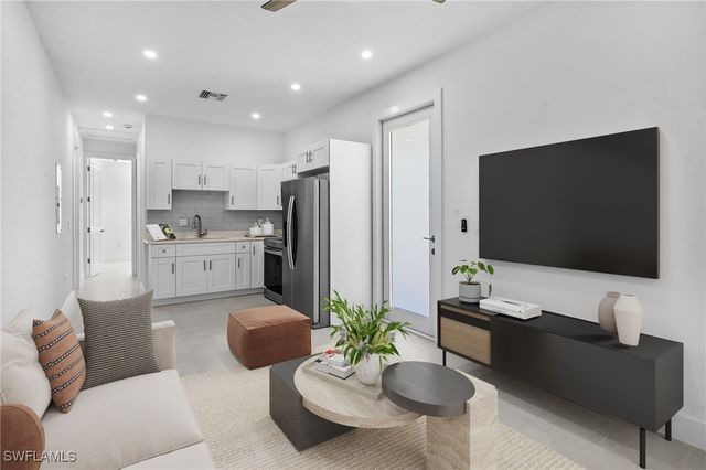 2936 40th AVE SE, Naples, FL 34117