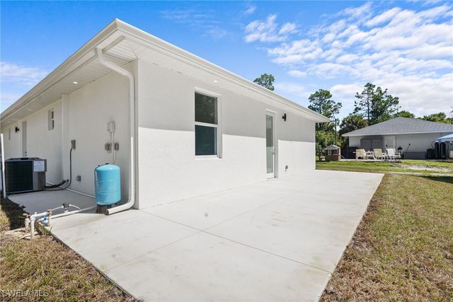 2936 40th AVE SE, Naples, FL 34117