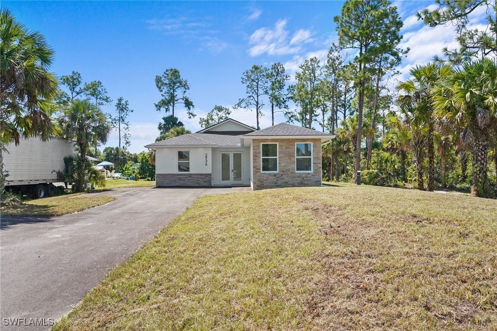 2936 40th AVE SE, Naples, FL 34117