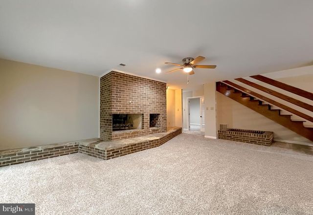 8425 MAUSEN LN, La Plata, MD 20646