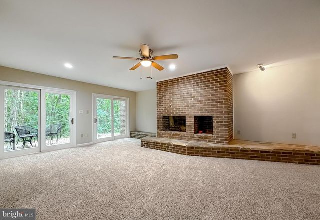 8425 MAUSEN LN, La Plata, MD 20646