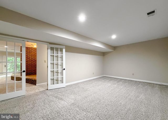 8425 MAUSEN LN, La Plata, MD 20646