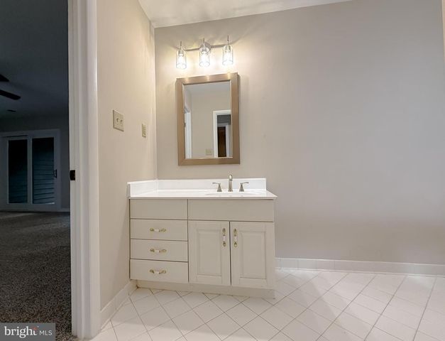 8425 MAUSEN LN, La Plata, MD 20646