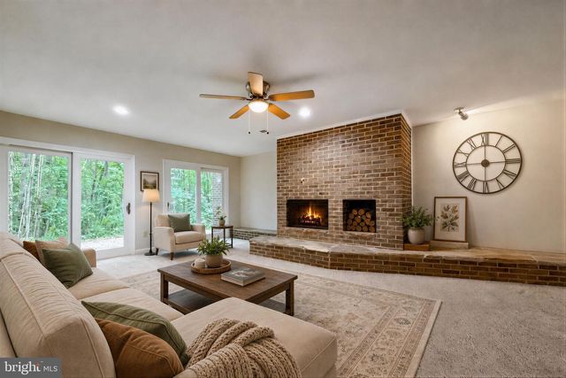 8425 MAUSEN LN, La Plata, MD 20646