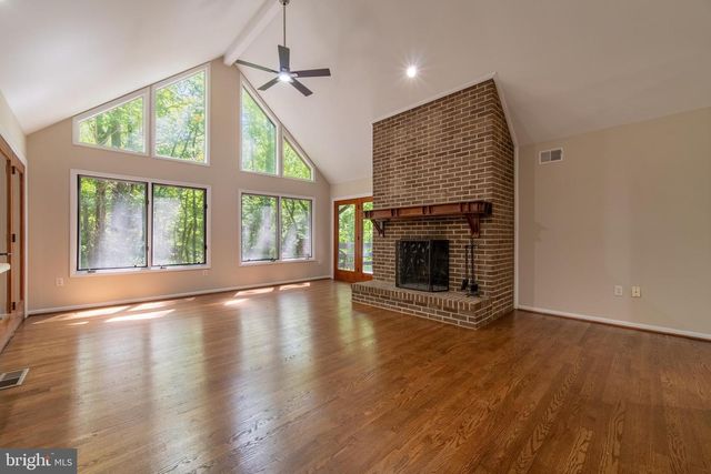 8425 MAUSEN LN, La Plata, MD 20646