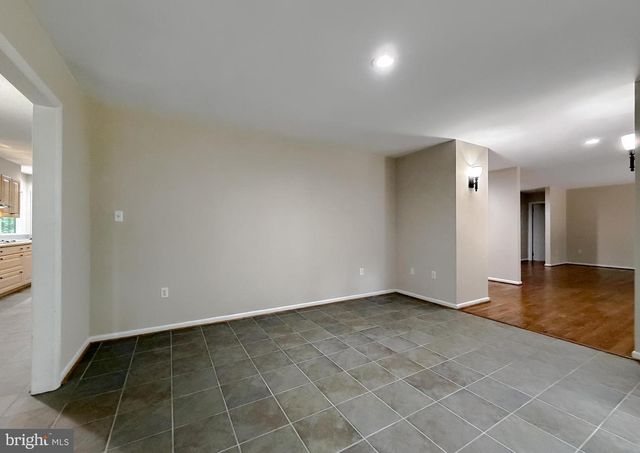 8425 MAUSEN LN, La Plata, MD 20646